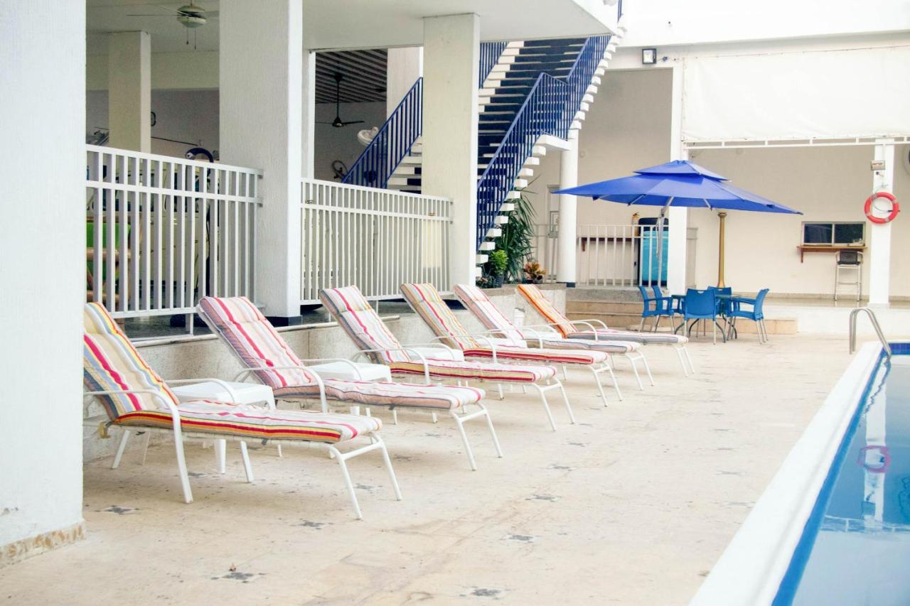 Hotel Mall Santana Del Río La Dorada Exterior foto