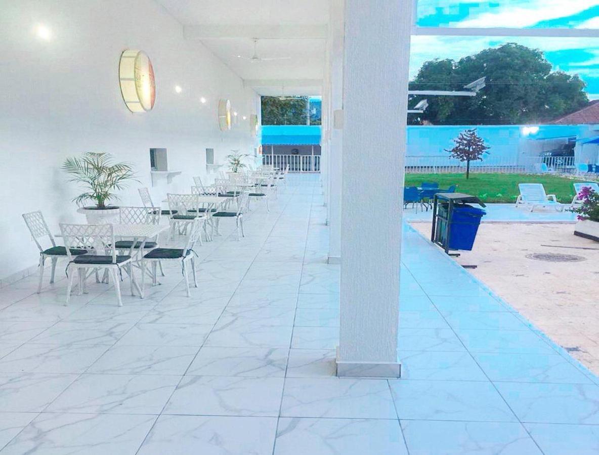 Hotel Mall Santana Del Río La Dorada Exterior foto